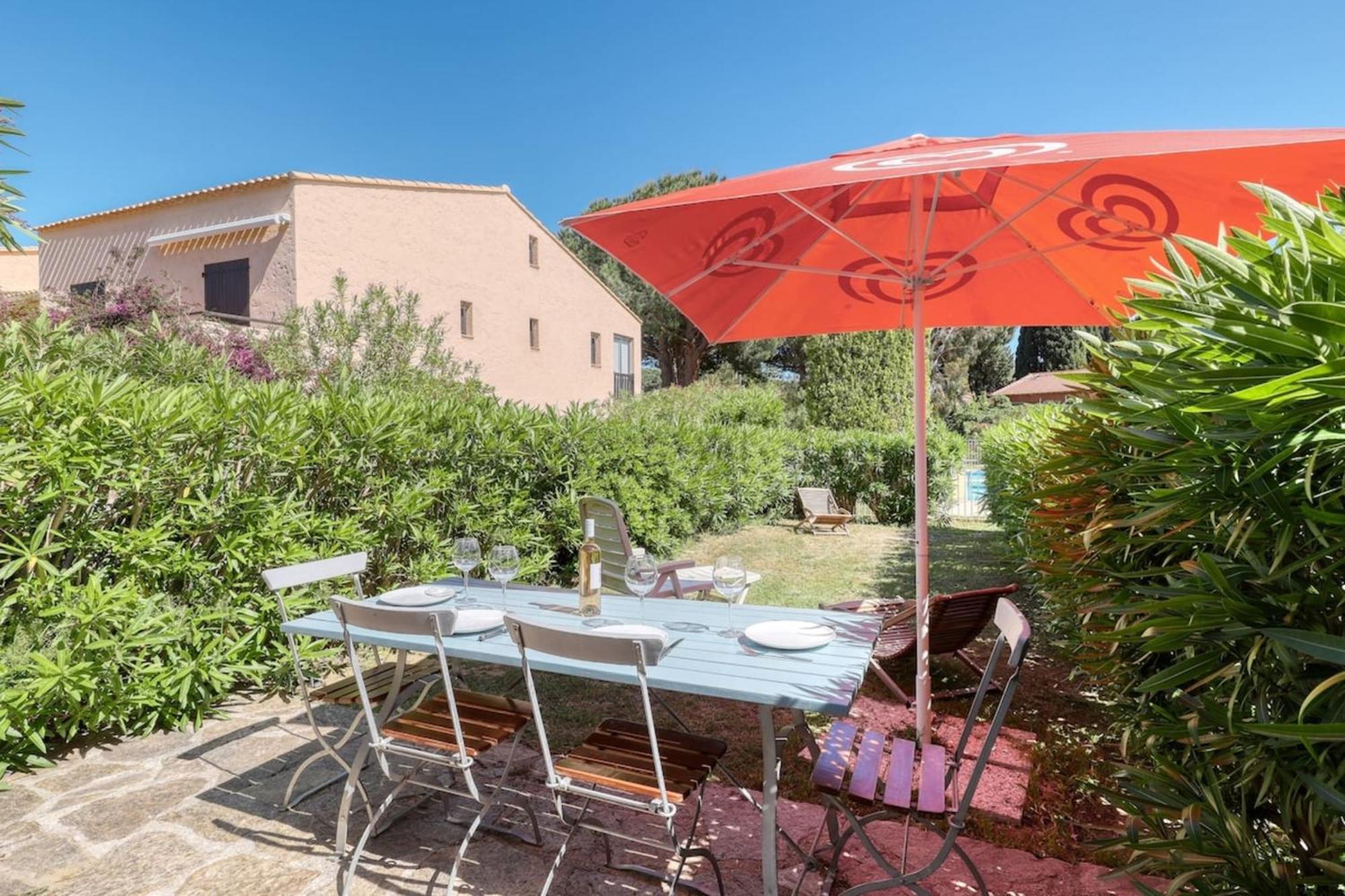 Magnificent Newly Renovated Close To Beach & Swimming Pool 르 라방두 외부 사진